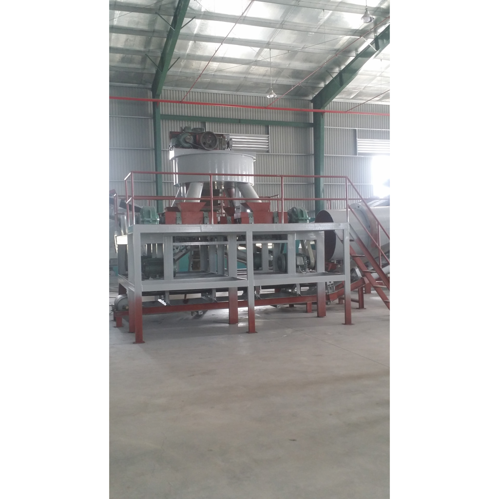 may-ep-hat-phan-bon-npk