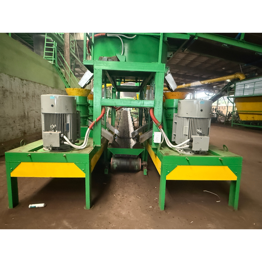 may-ep-phan-bon-huu-co-vi-sinh