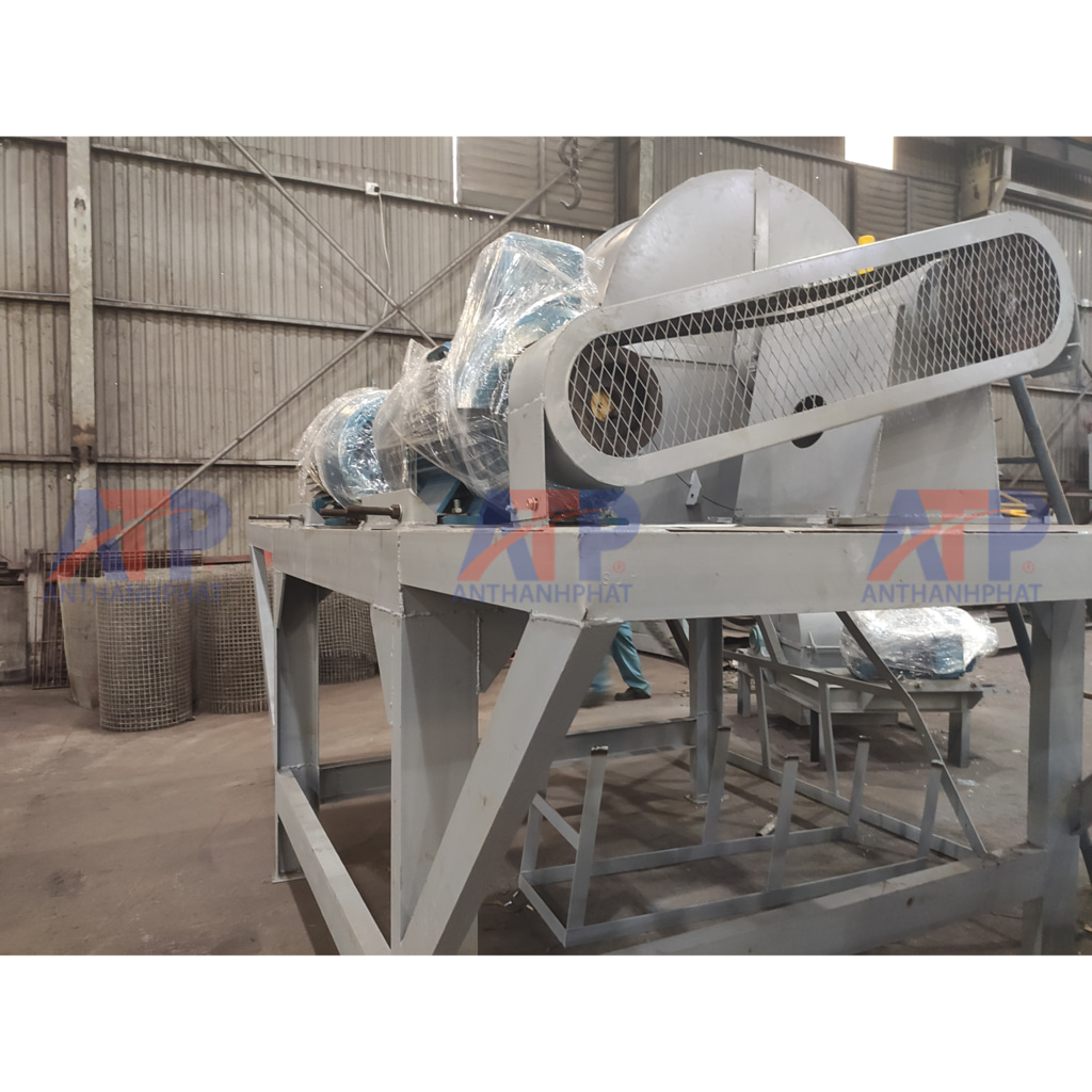 may-nghien-long-phan-bon