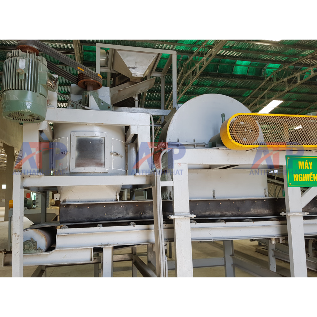 may-nghien-xich-phan-bon