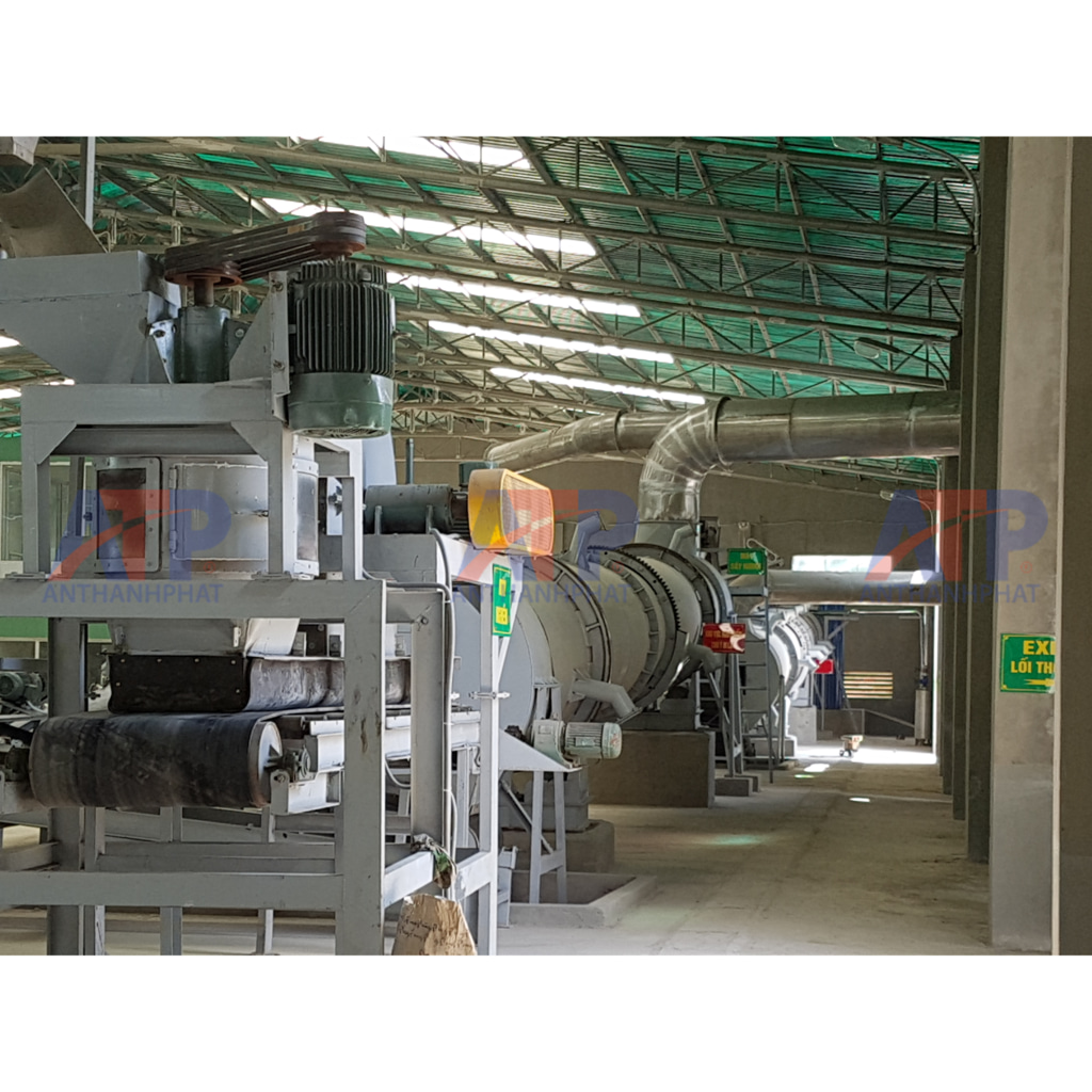 may-nghien-xich-phan-bon