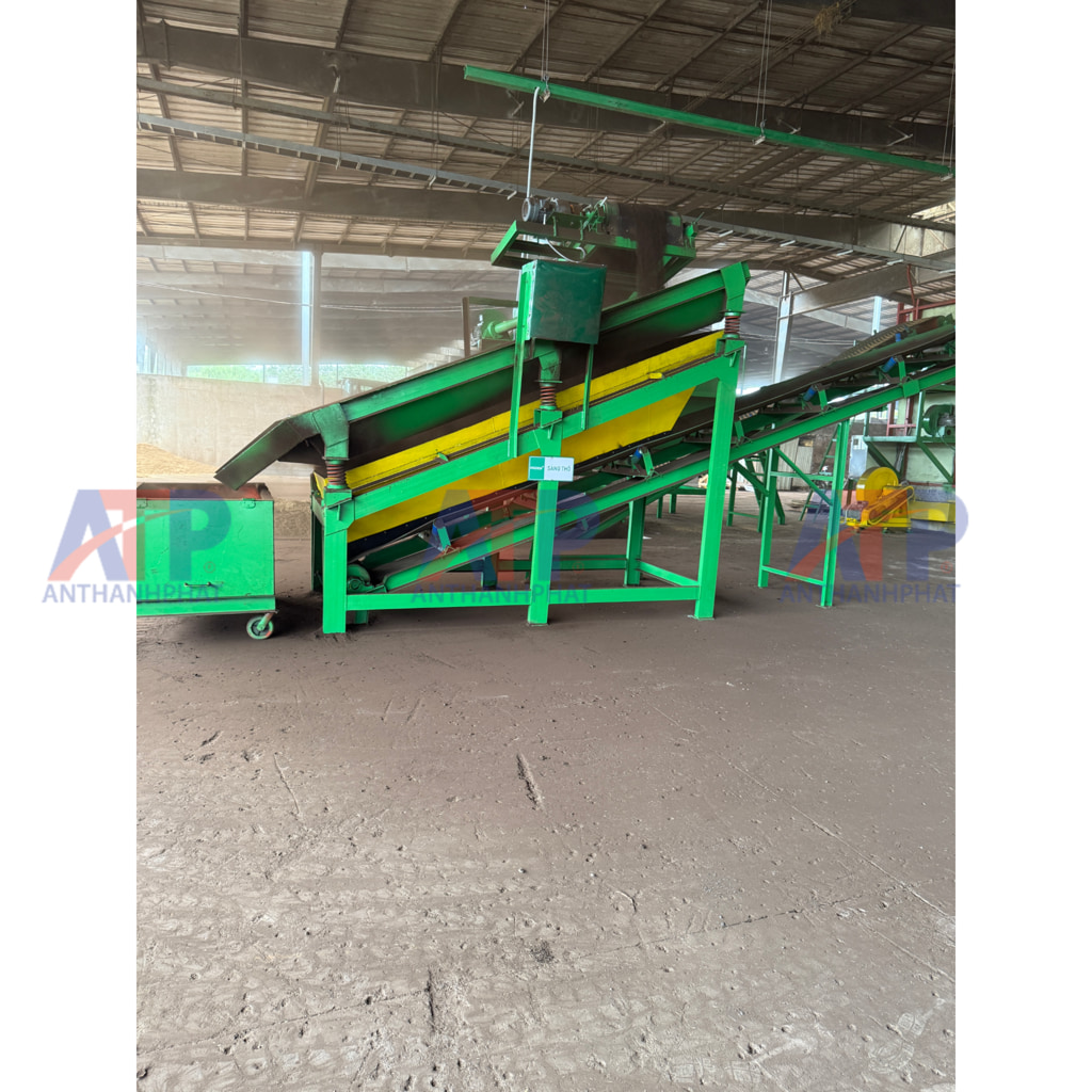 may-san-rung-phan-bon