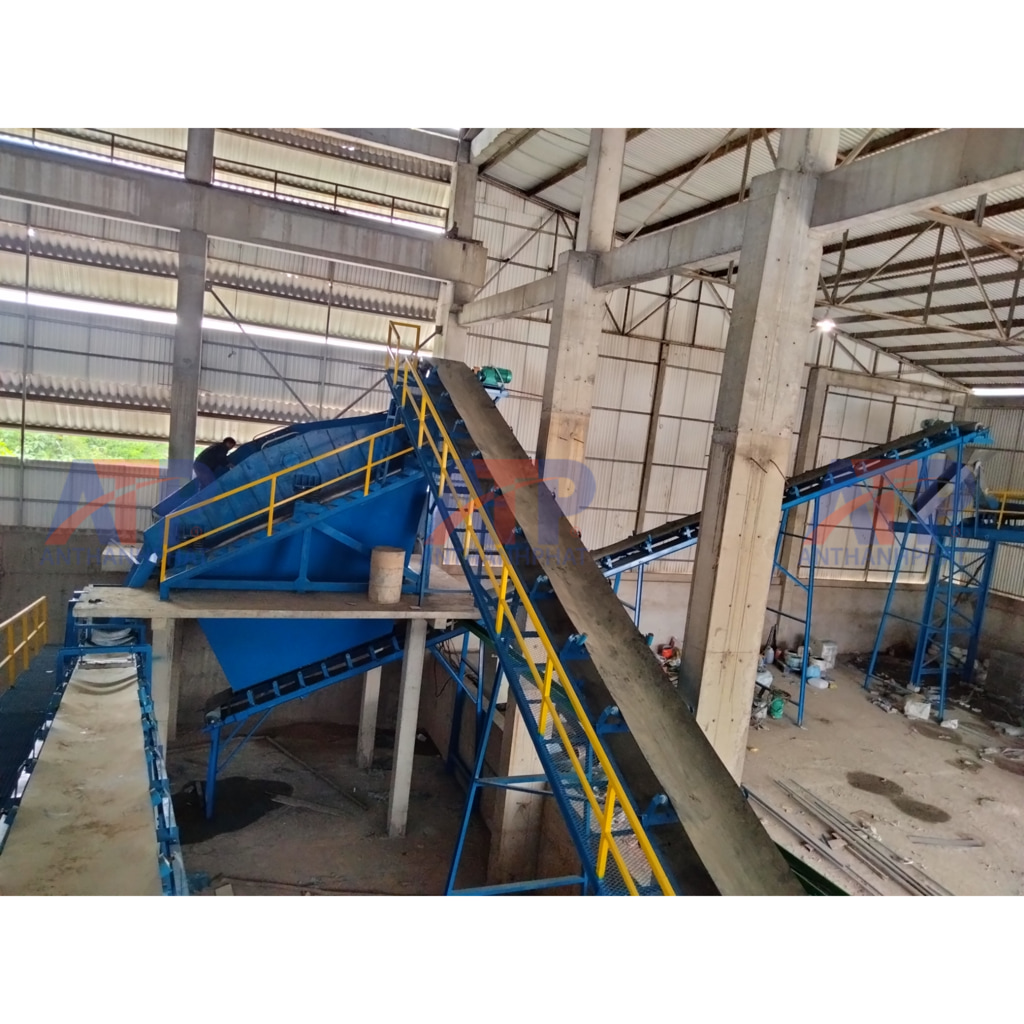 may-san-rung-phan-bon