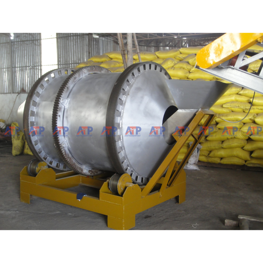 may-tron-phan-bon-me-dang-nam