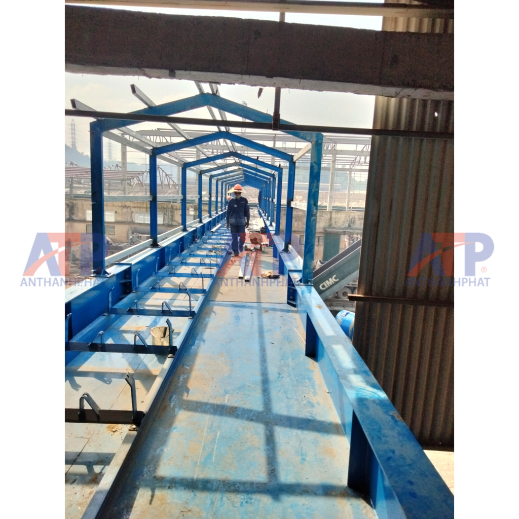 Sàn thao tác băng tải trên cao