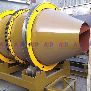 san-xuat-may-tron-phan-bon-me-dang-nam-tron-long-quay