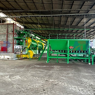 che-tao-cum-nap-lieu-truoc-say-phan-bon-huu-co-vi-sinh