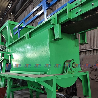 san-xuat-may-tron-xoan-truc-ngang-ribbon-mixer